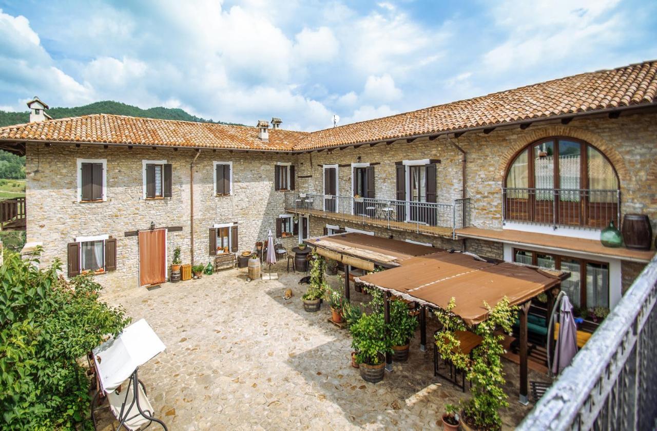 Agriturismo Tenuta San Giuseppe Cossano Belbo Luaran gambar