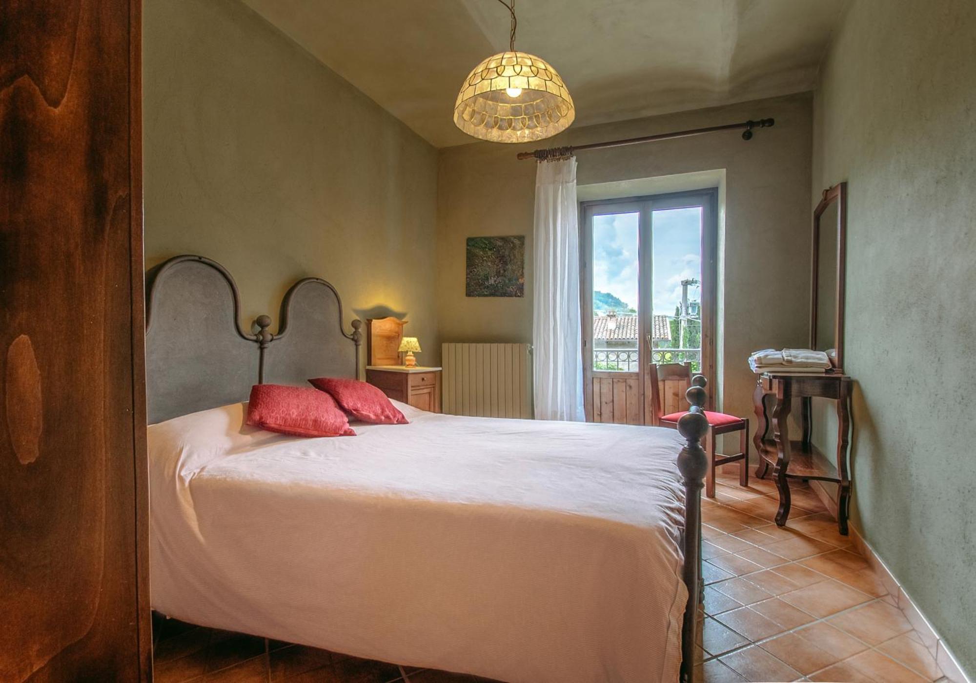 Agriturismo Tenuta San Giuseppe Cossano Belbo Luaran gambar
