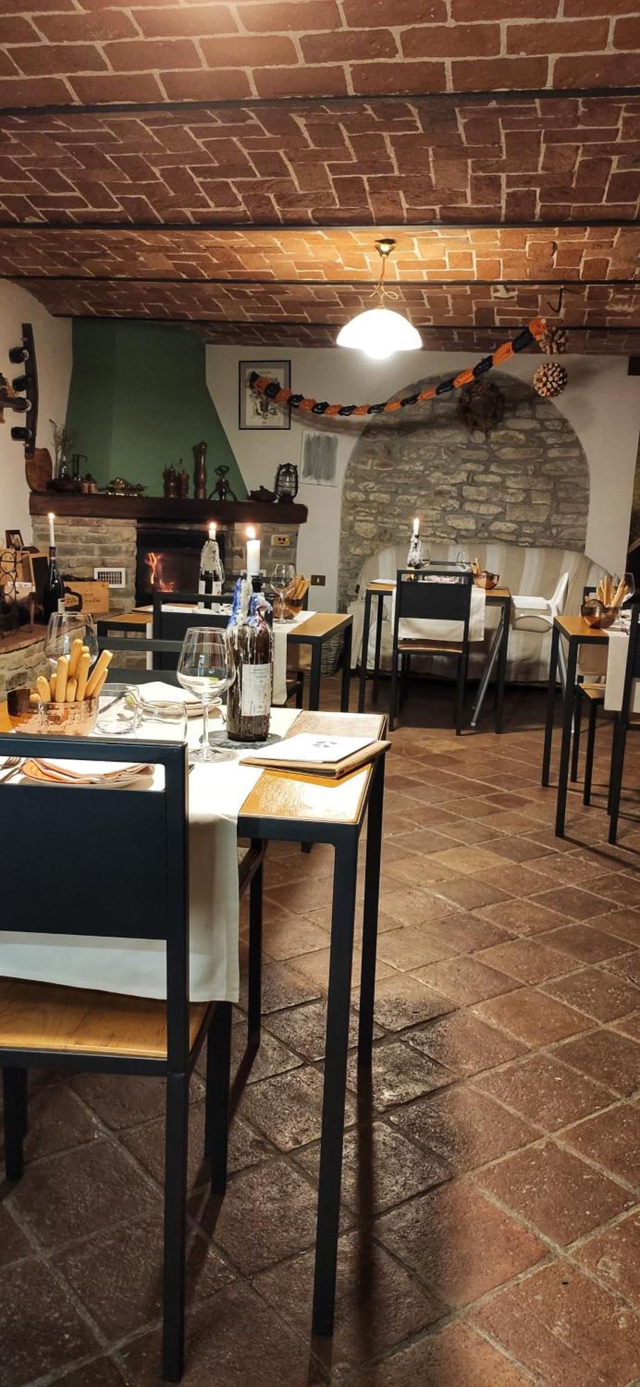 Agriturismo Tenuta San Giuseppe Cossano Belbo Luaran gambar