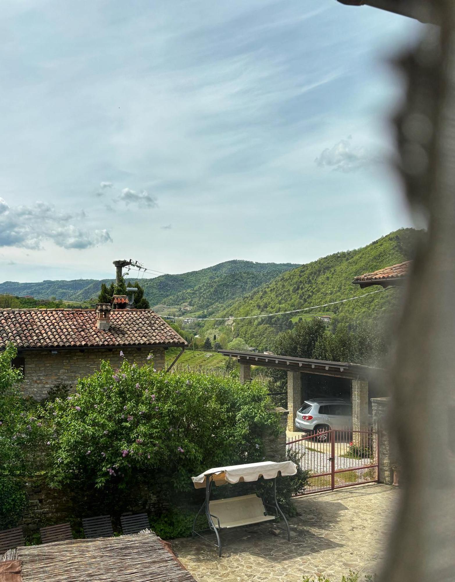 Agriturismo Tenuta San Giuseppe Cossano Belbo Luaran gambar