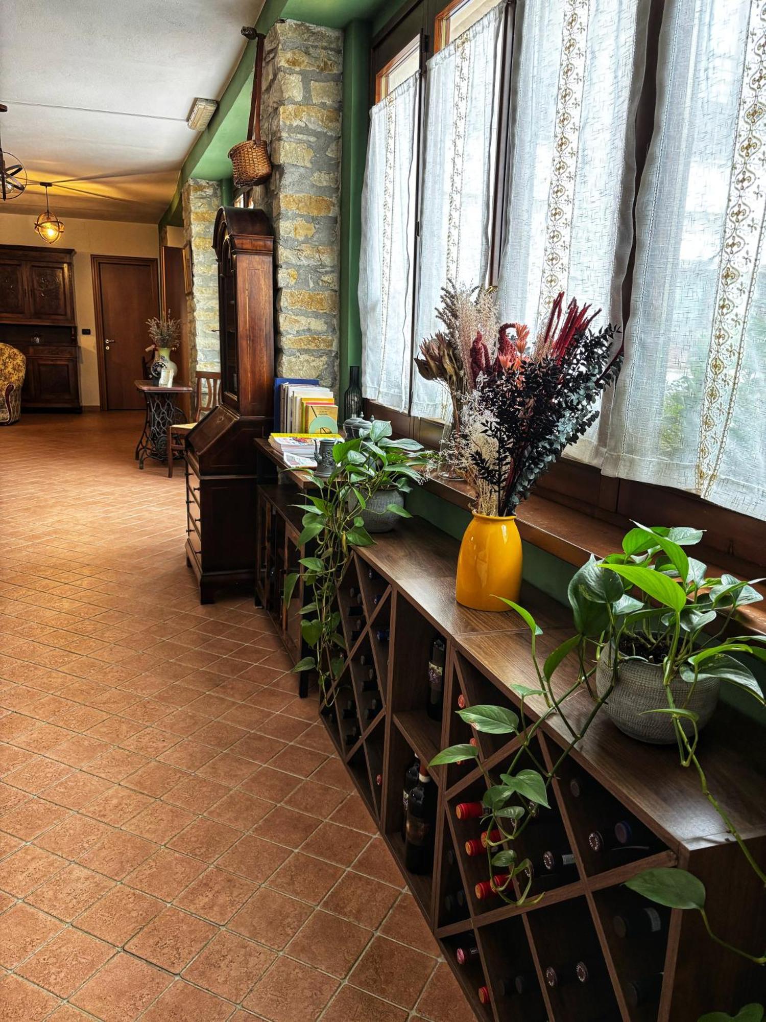 Agriturismo Tenuta San Giuseppe Cossano Belbo Luaran gambar