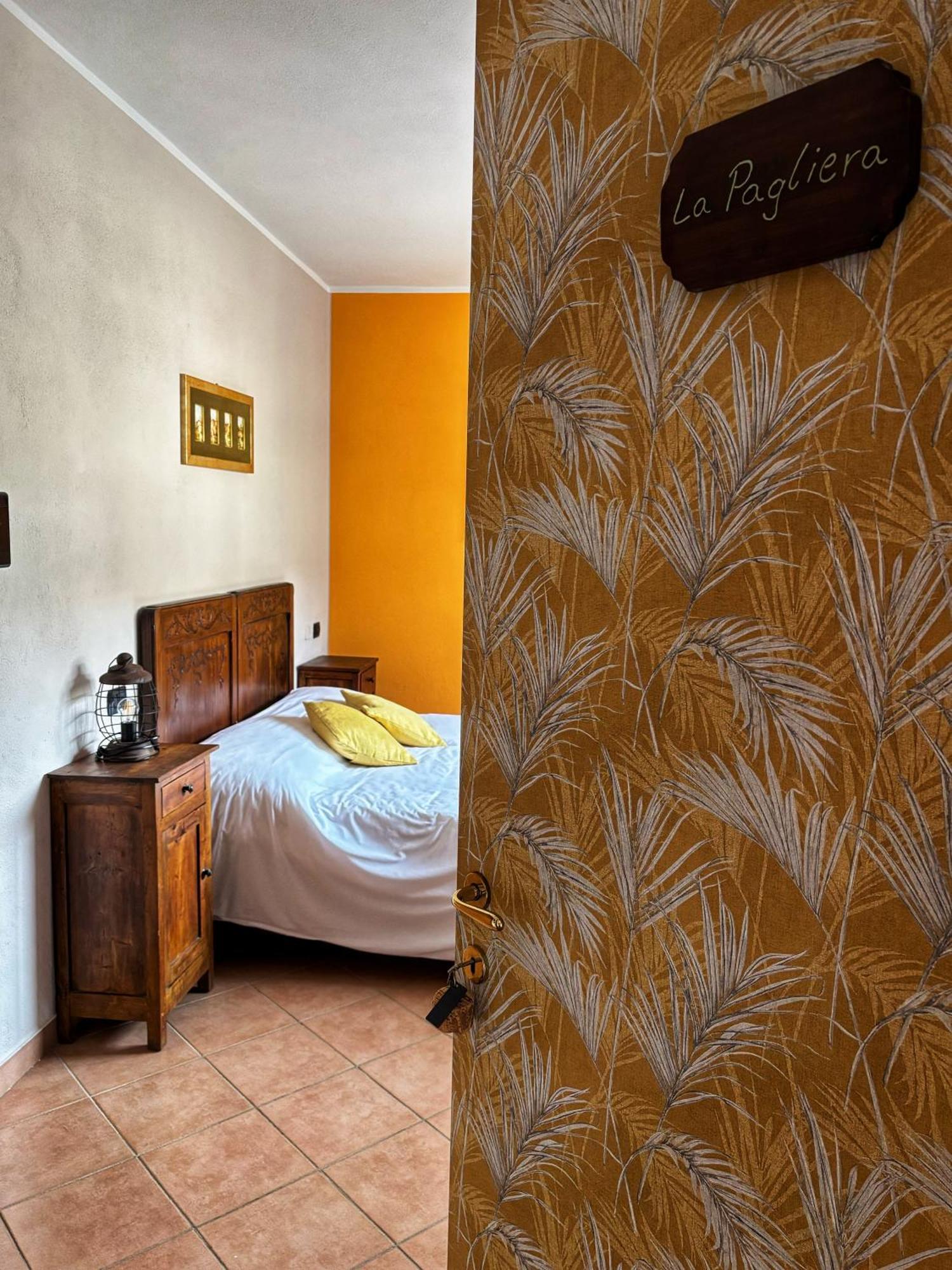 Agriturismo Tenuta San Giuseppe Cossano Belbo Luaran gambar